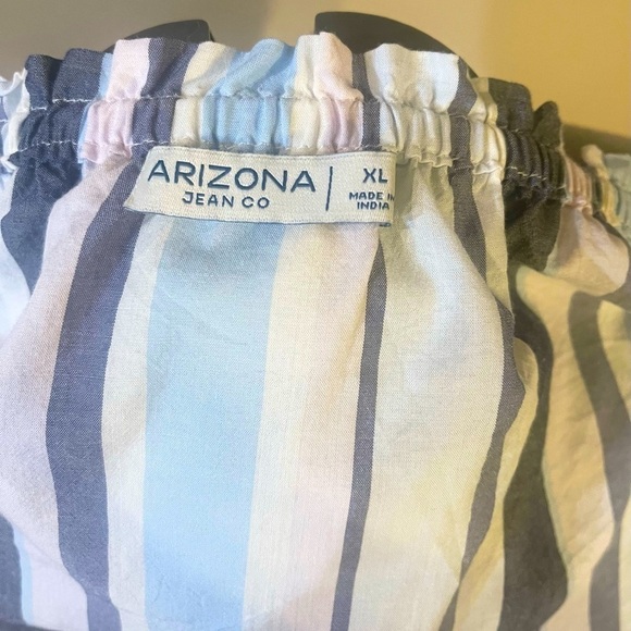 Arizona Off-shoulder Crop Top Size XL Blue Vertical Stripes Buttons Cinched - Picture 4 of 7